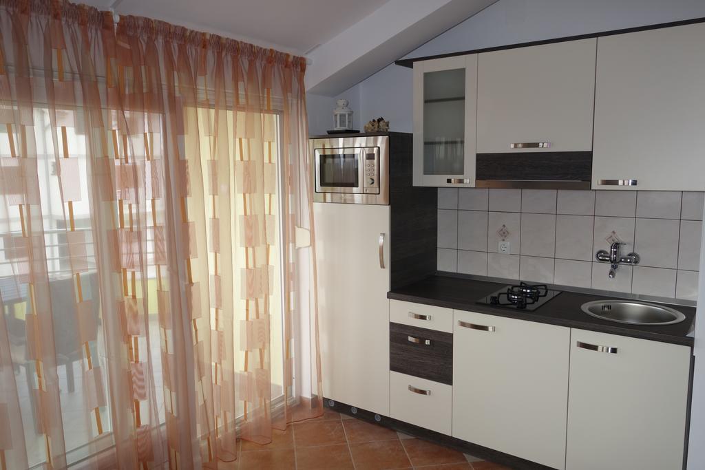 Apartments Soldinn Privlaka  Rum bild